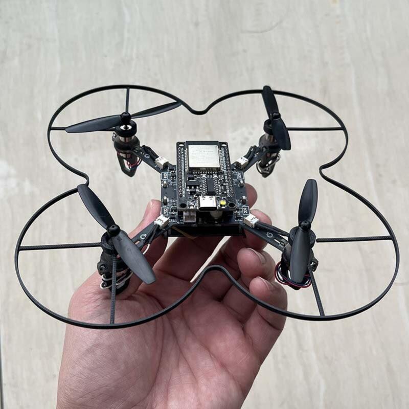 Science Hobbyist - Programmeerbare open-source mini-diy-drone met PCB-propellerbeschermers voor